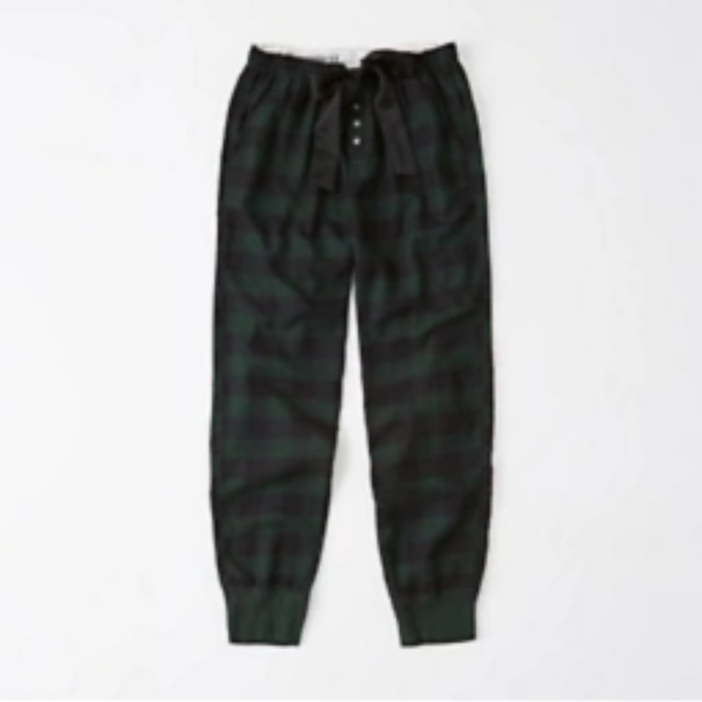 A&F Flannel PJ Set - Picture 4 of 8